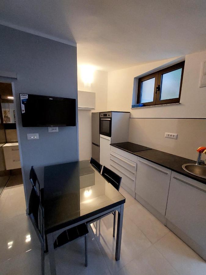 Apartman Ulrich Lukovo Exterior photo